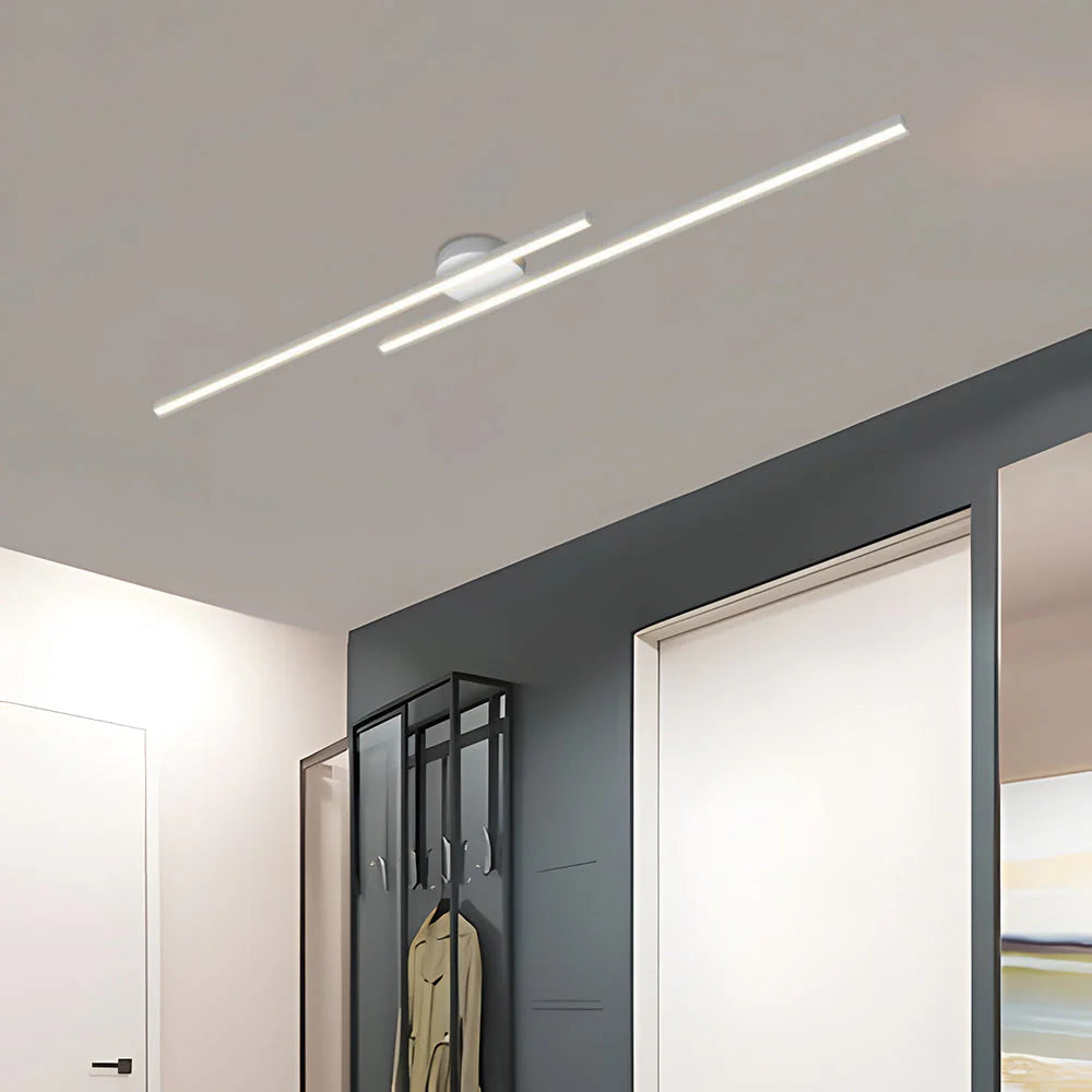Moderne LED-Deckenleuchte aus Aluminium in Streifenform